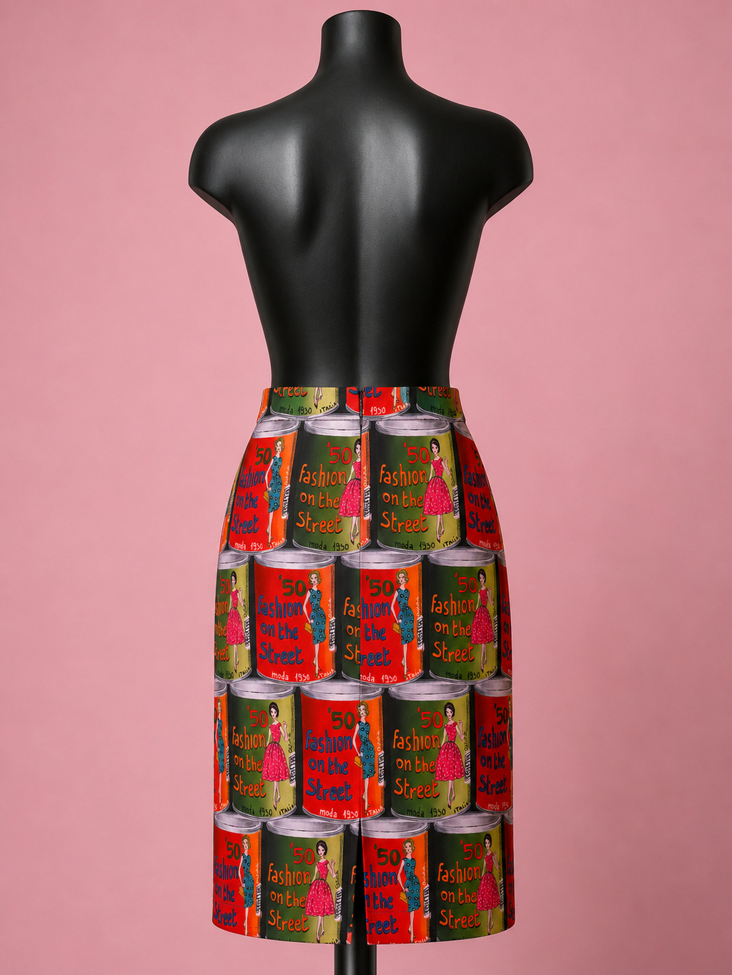 “FASHION ON THE STREET” Skirt
